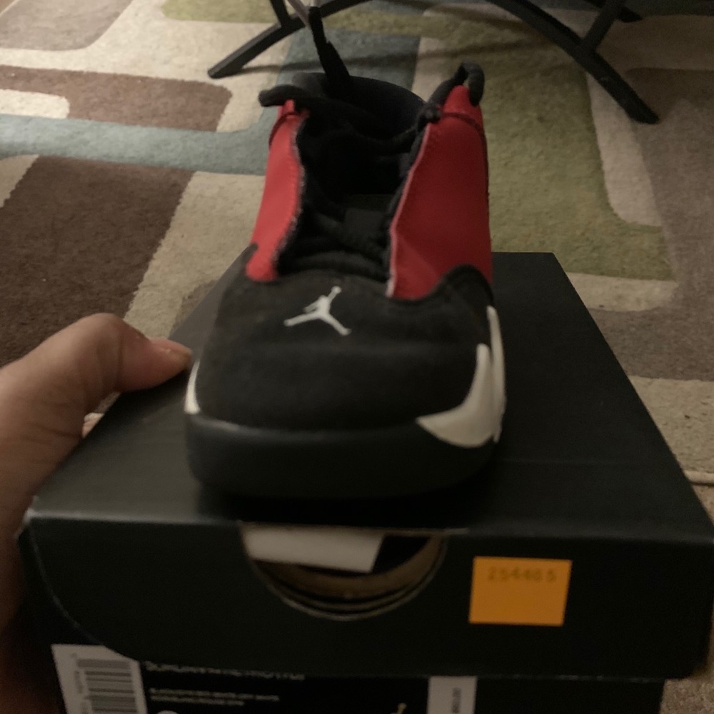 Jordan 14 - Picture 2 of 5